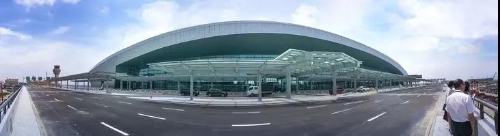T2航站楼正立面 赵用 陈挣挣摄.jpg