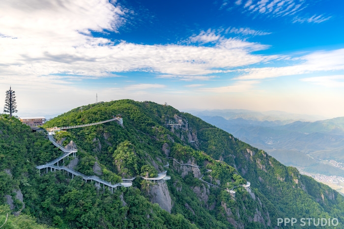 云顶风光(实景图 有水印).jpeg