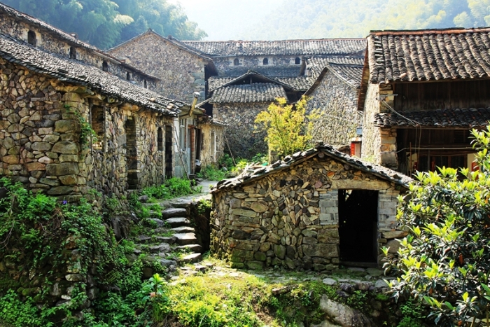 岩下村石头房.jpg