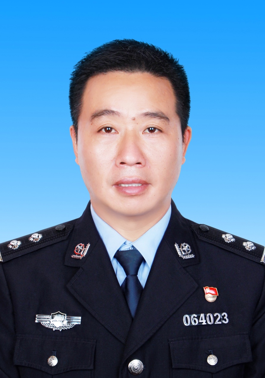 张建国