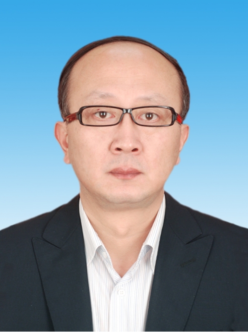 王坚