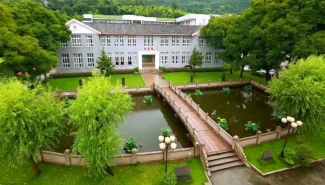 县实验中学.jpg,
