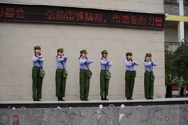 1昆阳一小.jpg,