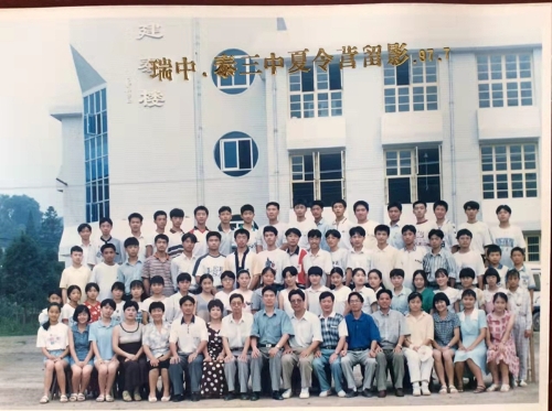 1.jpg,