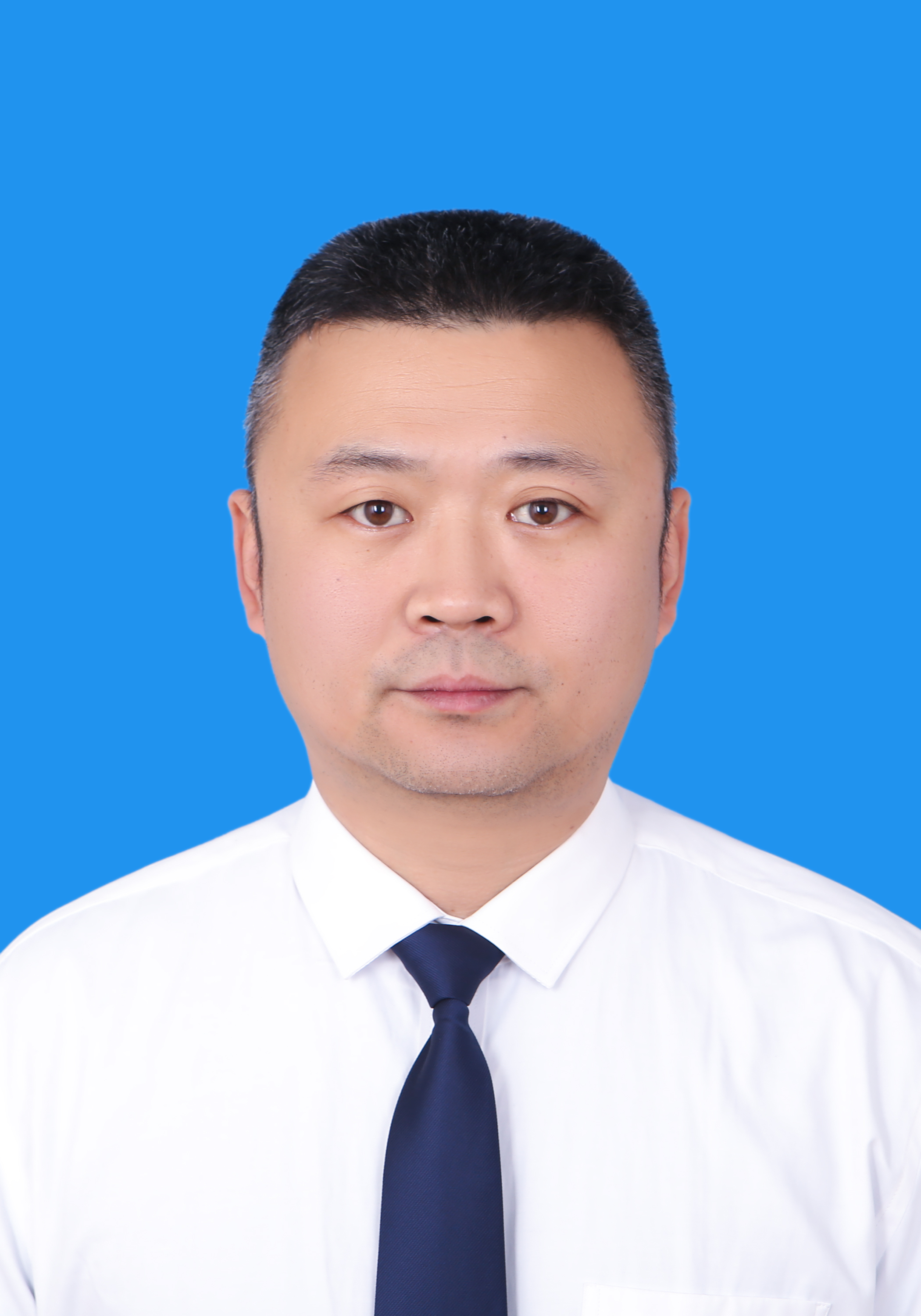 史智伟