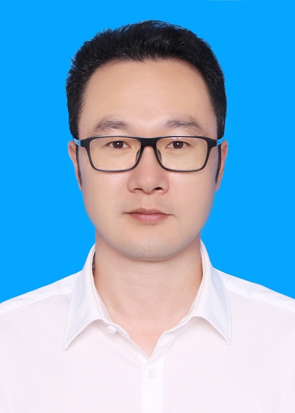 董惊雷