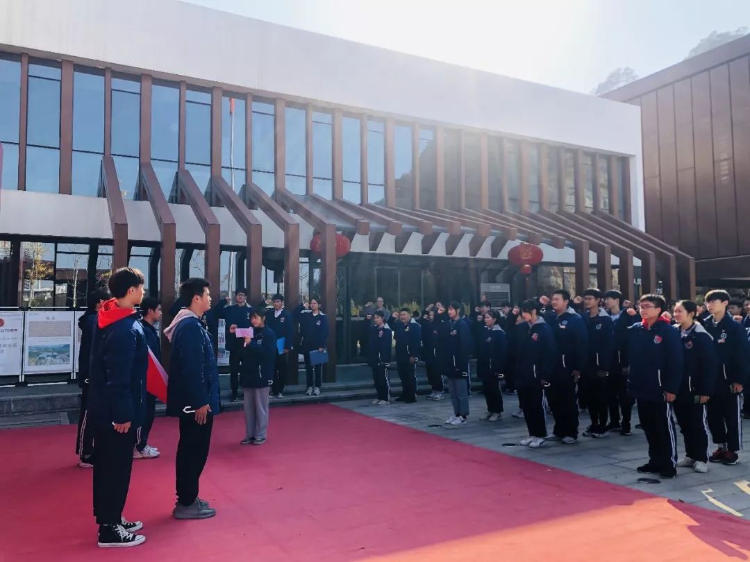 说明: https://mmbiz.qpic.cn/mmbiz_jpg/aIzxG9VqSqh4kOaaeC5FciajTMgFltoiaQTXsl1BwGLmVZXYgWXyhbGRYVMDicT4OUW5bdL9iceibhR4zicsWibh1XU6w/640?wx_fmt=jpeg
