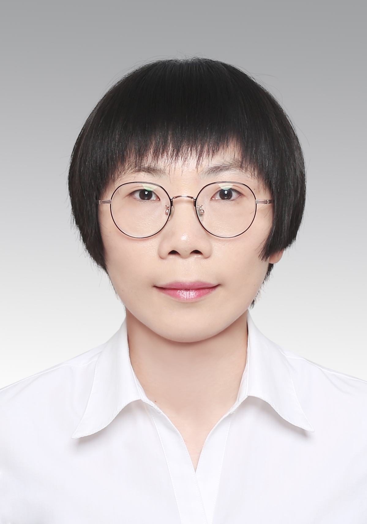 女,汉族,1987年8月出生,汀田街道人,2009年10月参加工作,中