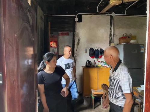 姚江鎮(zhèn)周立明2.jpg