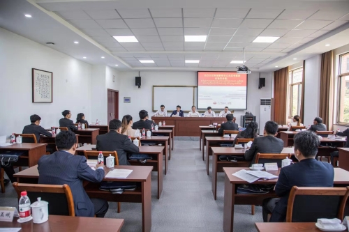 孙贤龙副书记会见柬埔寨奉辛比克党干部考察团一行1.jpg