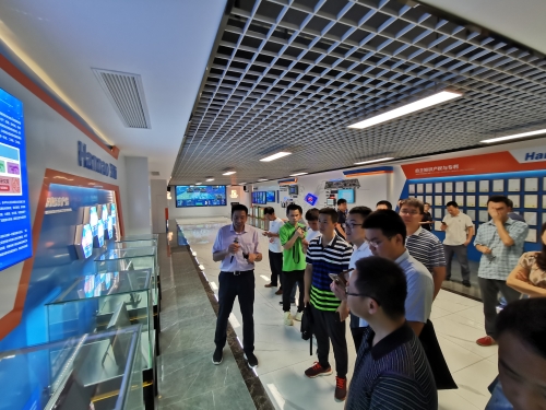 汉脑参观学习.jpg