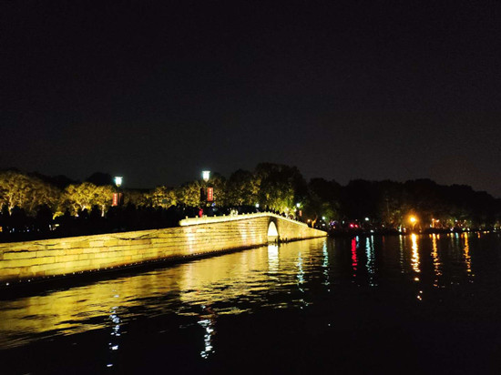 西湖夜景