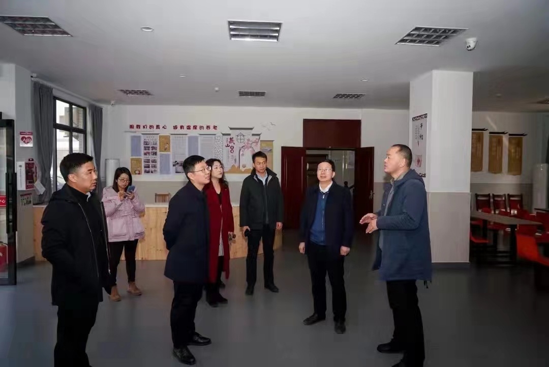 413913715.jpg 413913715.jpg