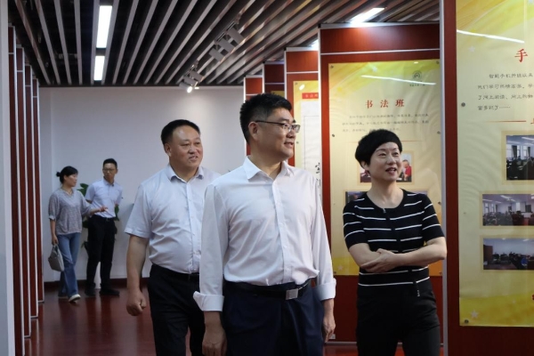 退役军人事务部军休服务管理司副司长沈耀峰一行调研浙江军休工作1.jpg