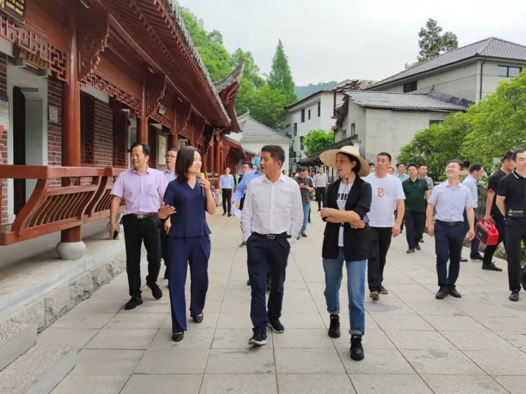 https://mmbiz.qpic.cn/sz_mmbiz_jpg/1jcbBCQMwbDpzVA4RN53u6icicPsDPxEdAI0WN5STZiaBaxlHlANM7J3qIB8mj4XgH0Jca4oPJafKNYz5RiaKK2ibAg/640?wx_fmt=jpeg