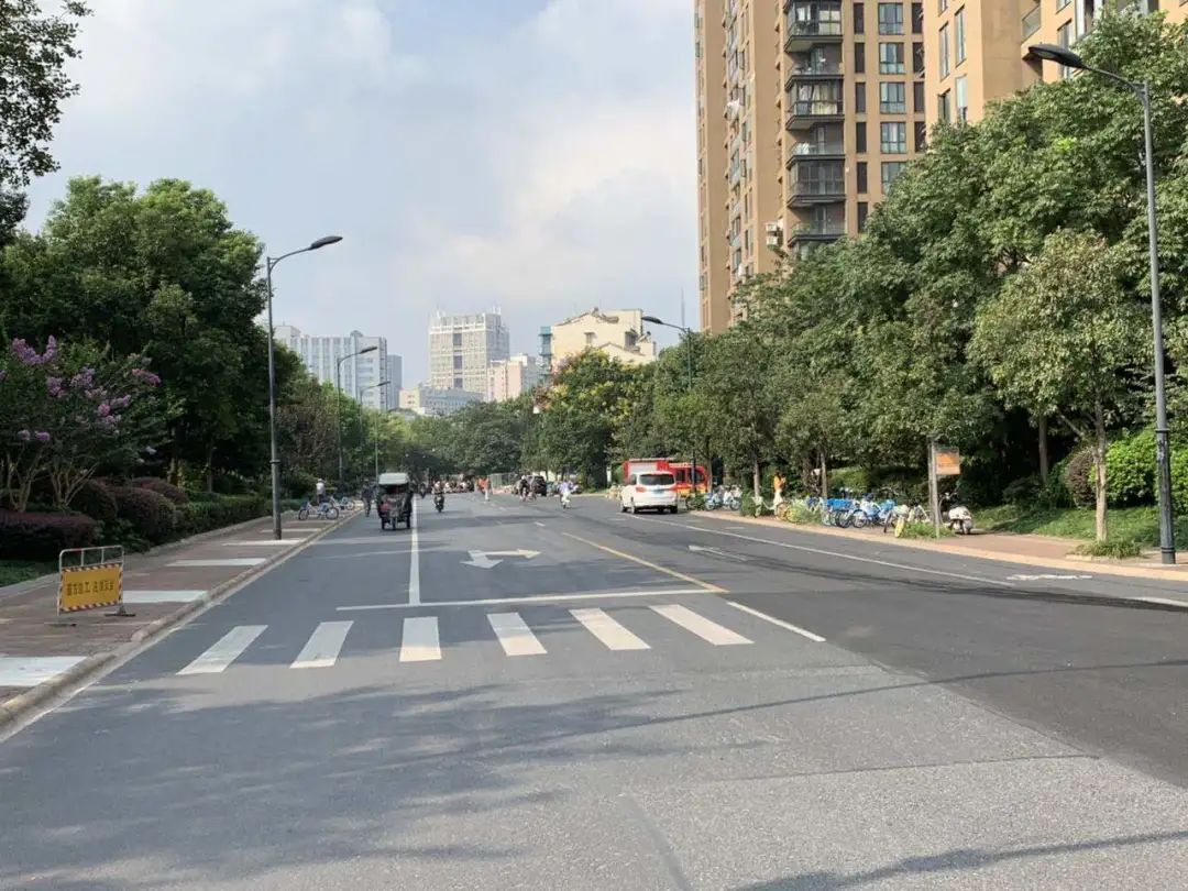 https://mmbiz.qpic.cn/sz_mmbiz_jpg/1jcbBCQMwbCB2L9icSslK54gu2jty3Q473Niadx5NnqPxRT1FRfjE2EpFMMgJ7va3uSVD5LkwImwawtywe3ngaXA/640?wx_fmt=jpeg