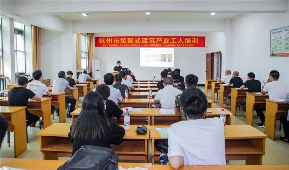 https://mmbiz.qpic.cn/sz_mmbiz_jpg/1jcbBCQMwbBmuwF3AyIoMvv1iaiaZZfrToYG0Wtg7C7j4TmS413z4eDxae6lg83X7DNTyQZE0Oiby5NHvj5KO7rYA/640?wx_fmt=jpeg