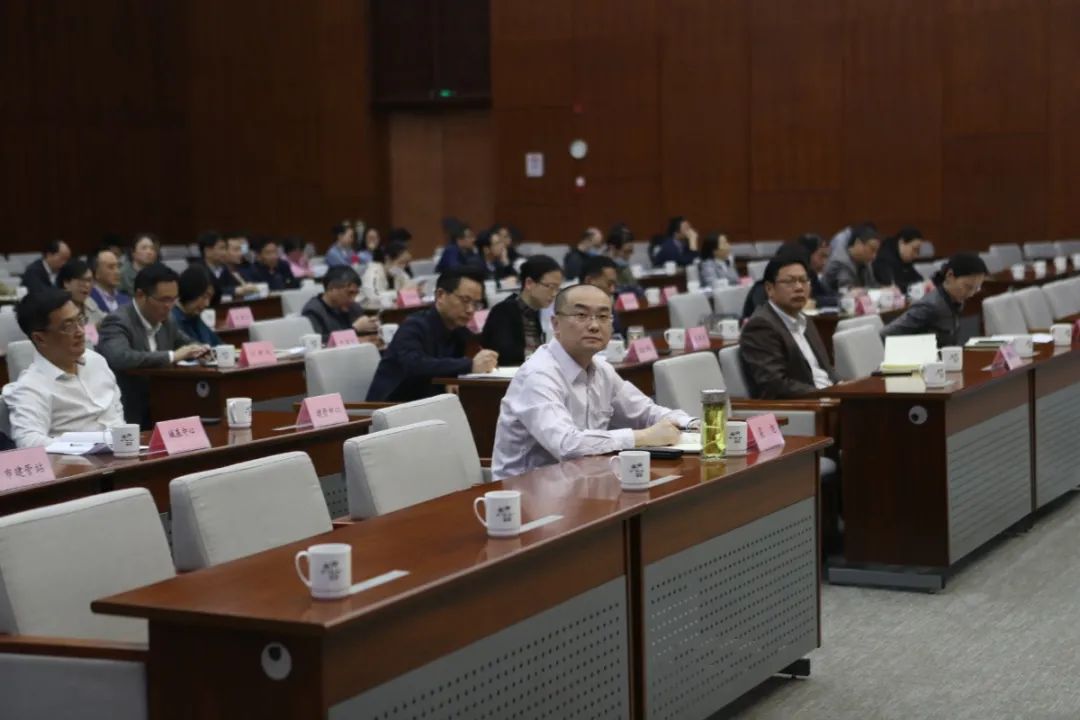 说明: https://mmbiz.qpic.cn/sz_mmbiz_jpg/1jcbBCQMwbCqfsh3RIccf7LJDBp9m2KHX91eMw1UJCqbxPiawicGUqDpY13cwibpmGbj2107RHxyX671knRPnmFiag/640?wx_fmt=jpeg
