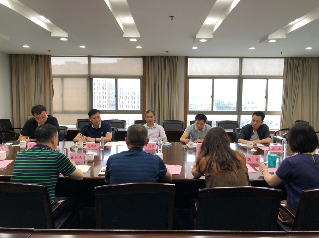 说明: C:\Users\lenove\Desktop\未处理信息\杭州市机关事务管理局严俊跃副局长带队到下城区机关事务中心调研指导\杭州市机关事务管理局严俊跃副局长带队到下城区机关事务中心调研指导\汇报交流2.jpg