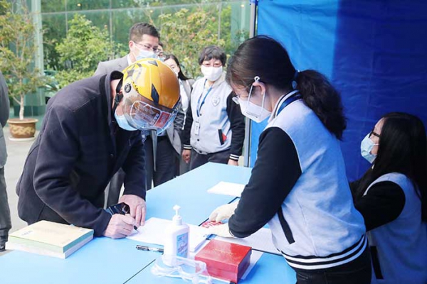 thumb_5e7972f968d3f.jpg