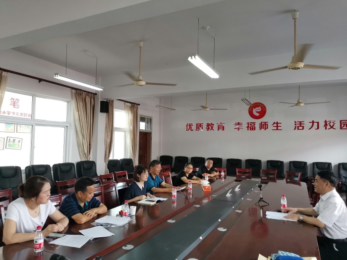 宁波市关工委慰问指导假日学校工作1.jpg