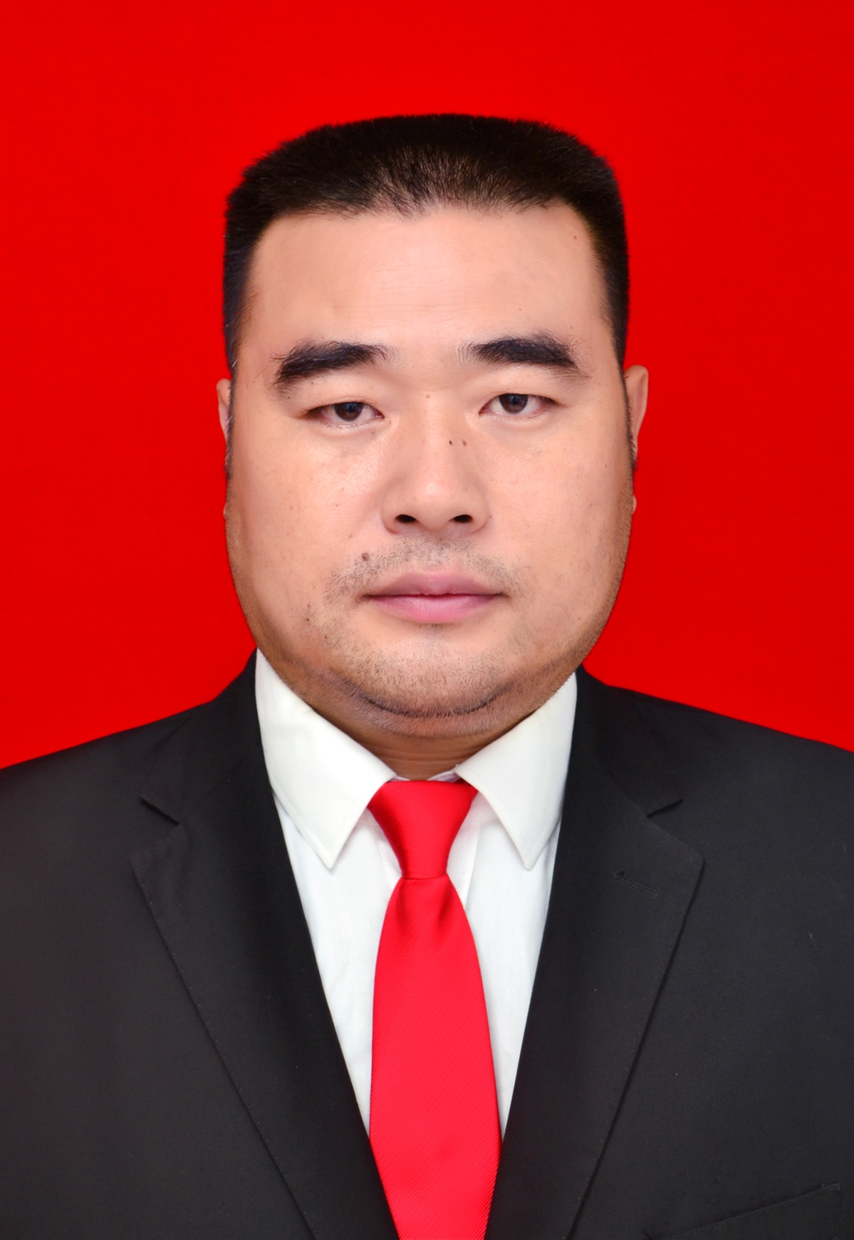 李国明