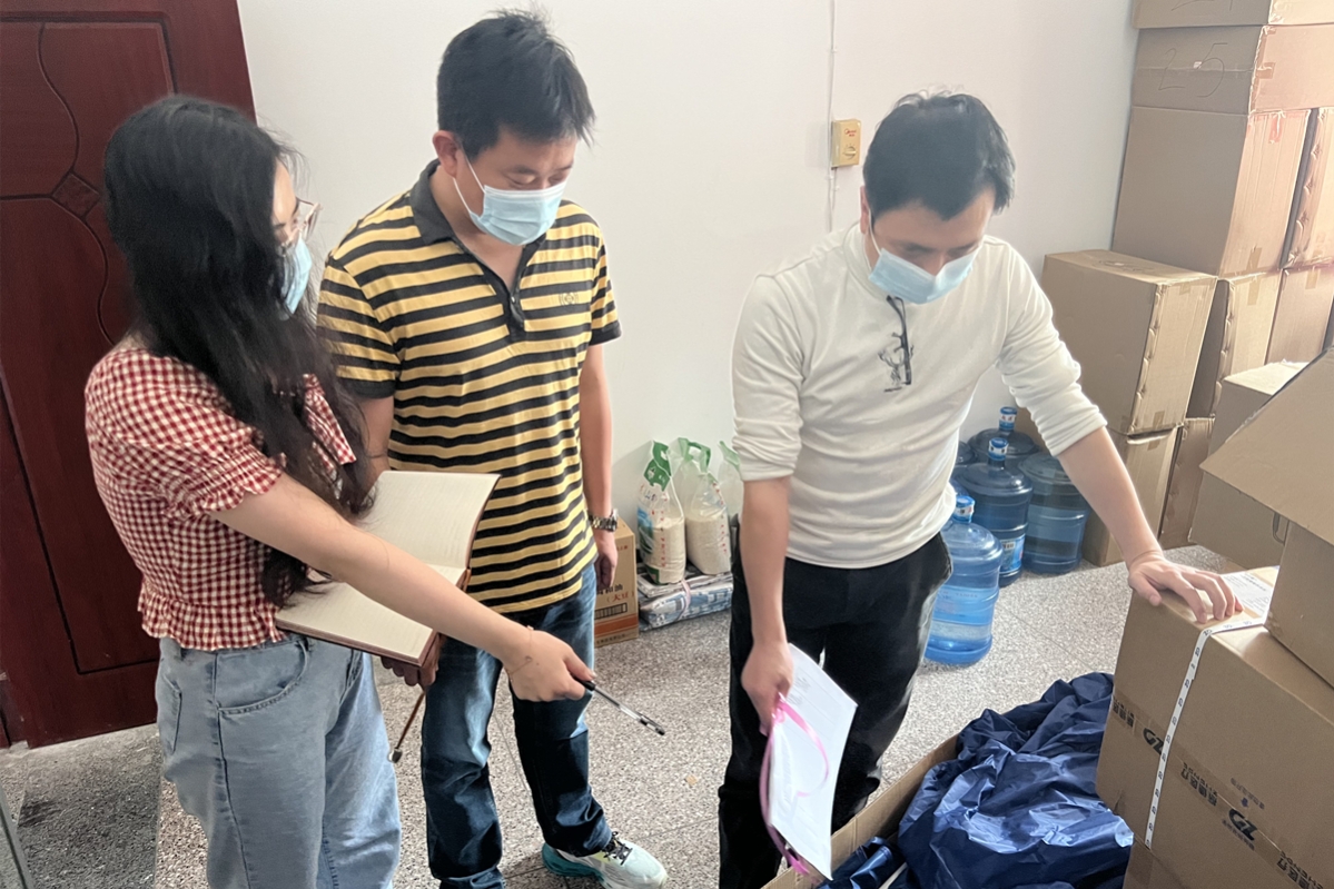 吴坑乡纪委开展端午节前正风肃纪检查,重点检查防疫物资的收支和使用等情况1_副本.jpg