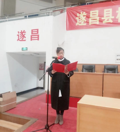 郑月娥.jpg