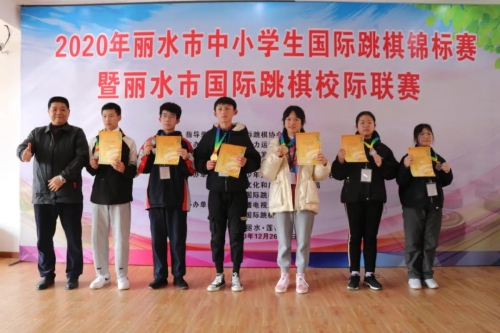 100U17.jpg 100U17.jpg