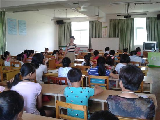 柴楼村欢乐学英语.jpg