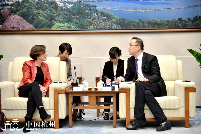 会见时,孙旭东简要介绍了杭州在历史文化,生态文明,经济高质量发展上