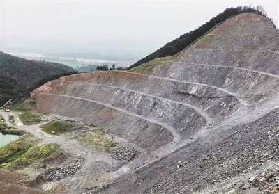 徐州凤凰山山体修复图片