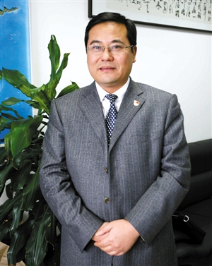 两会观察员 方勇军(市发改委主任)市政府工作报告中提出,今年全社会