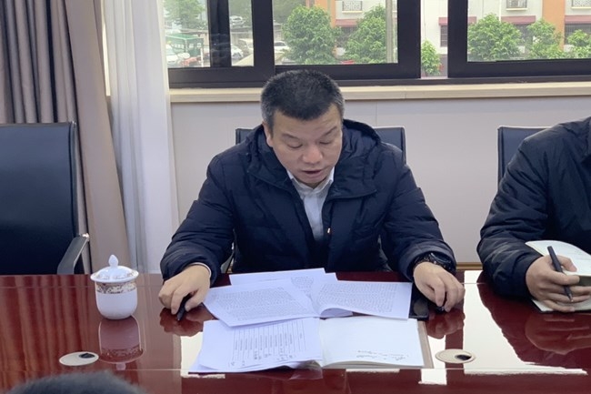 最后,街道党工委书记林建勇总结分析了2019年度街道党工委全面从严治