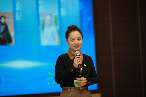 潮起双减温暖前行温州市教育局长郑焕东等在苍南教育论坛第38期活动中