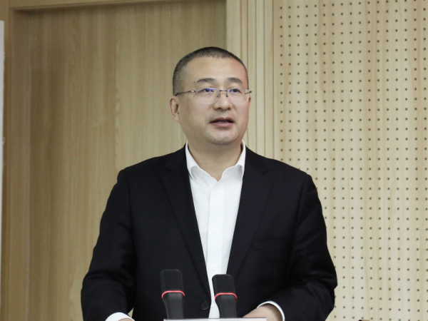 高国飞指出,数字化改革是当前全区工作的重中之重,在专班的牵头统筹与