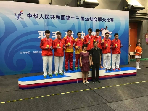 我市羽坛小将陈童勇夺全运会羽毛球群众a组男子双打亚军