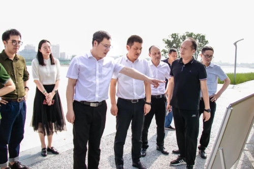 市委宣传部副部长市文明办主任沈林杰带队调研温州龙舟运动中心建设