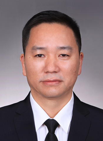 温州市国资委领导成员陈平华