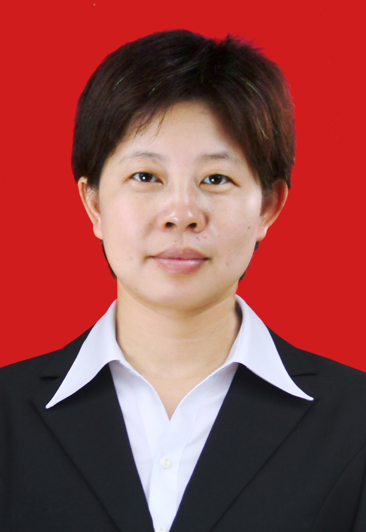 领导照片:姓 名:周艺发布时间:2022-04-24 16:36