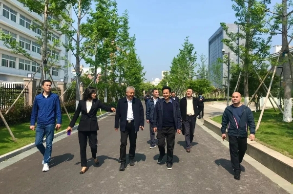 省委党校胡云祥副校院长带队来温调研党校后勤社会化改革工作