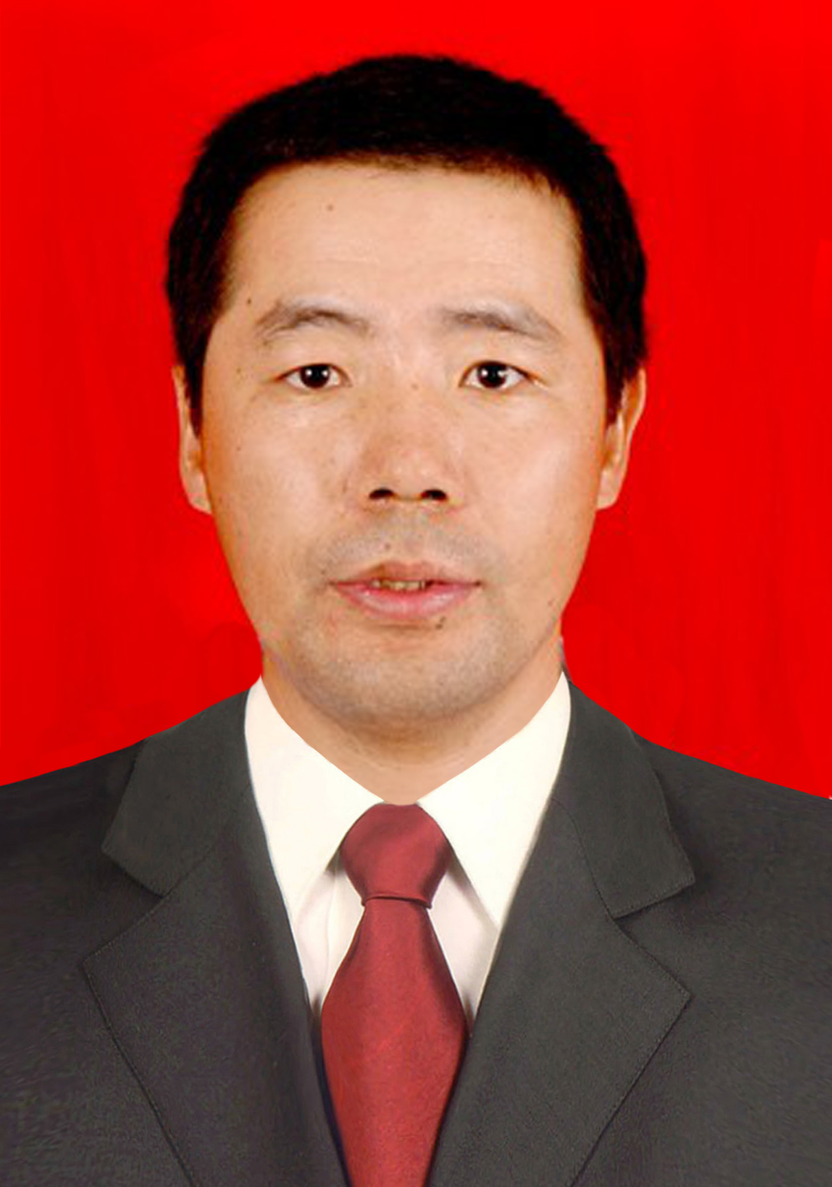 党委副书记镇长朱玉荣