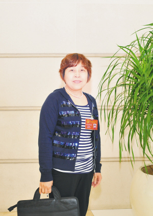 居家养老社区护航访市人大代表史夏娟