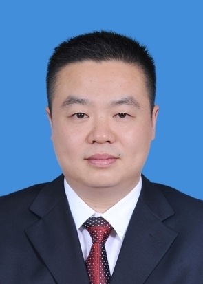 主任:邵永明副主任:潘岳梦郑法根裘武宏王敏慧孙晓维杨卓东代表工作