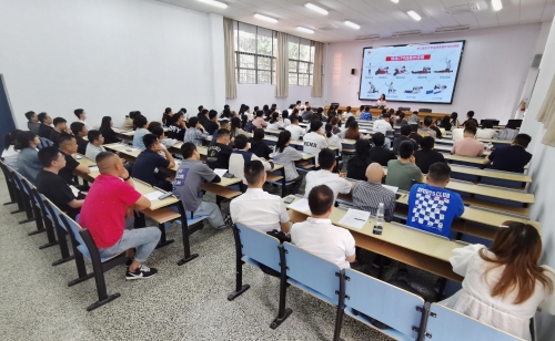 海宁市红十字救护员考证培训班（海宁电大专场）、对象：海宁电大学生.jpeg