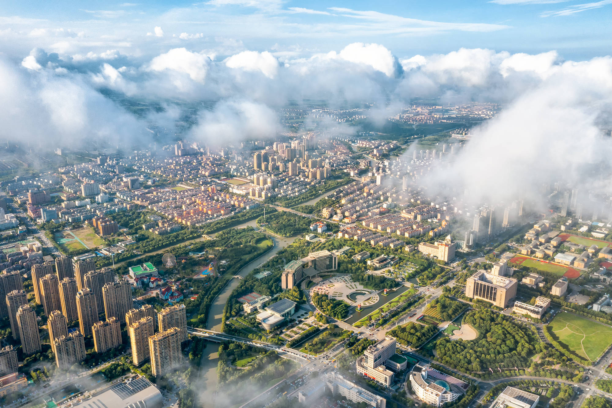 个亿元项目落地,荣获嘉兴市2020年度服务业发展综合评价十强镇(街道)