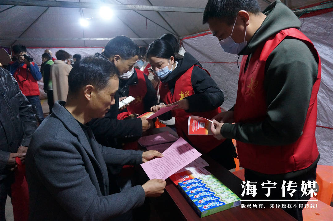 许村镇社会治理办,社会事务办,许村镇妇联,社会政务服务中心等部门及