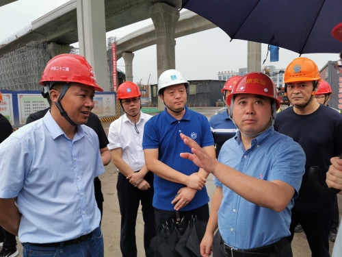 市建设局党委书记局长毛红卫督查建设施工安全生产工作