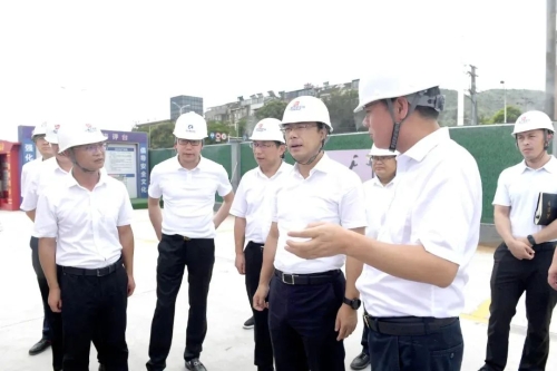 鲁霞光在调研重大项目推进并督查防汛防台工作时强调：抓实重大项目“建管运” 筑牢防汛防台“安全堤”.jpg