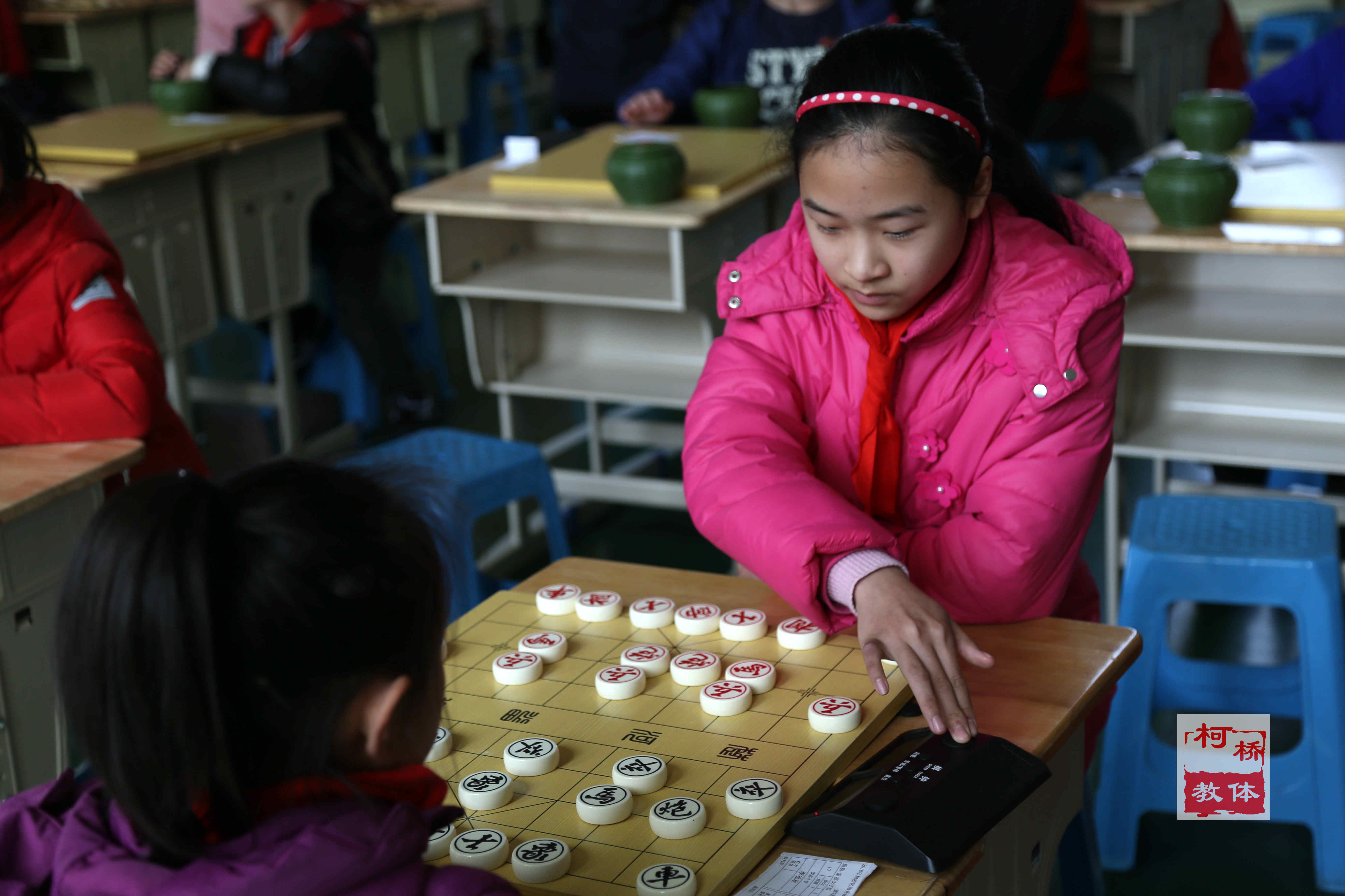 学生下棋图片图片